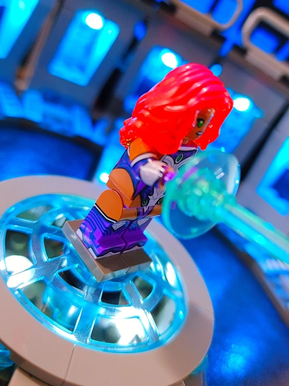 Starfire Teen Titans Minifigure Lego Compatible
